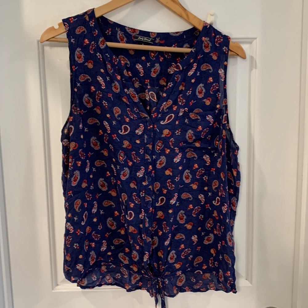 Sleeveless lightweight Paisley navy shirt